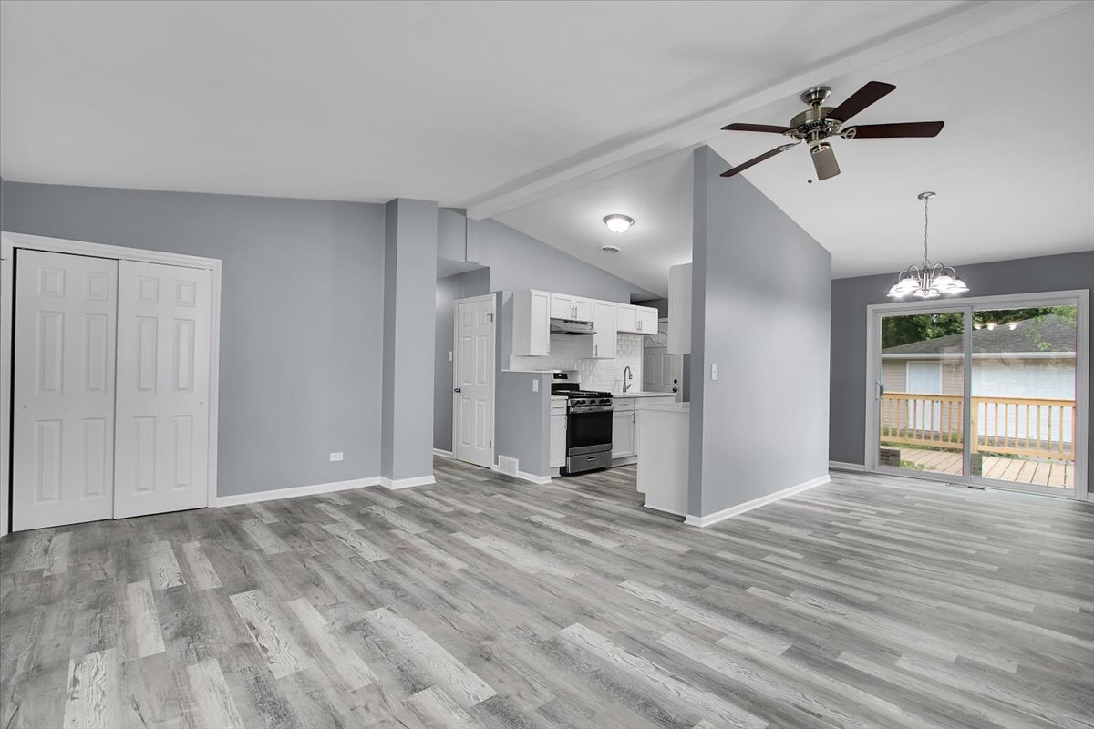 1225 King Drive, South Holland, IL 60473