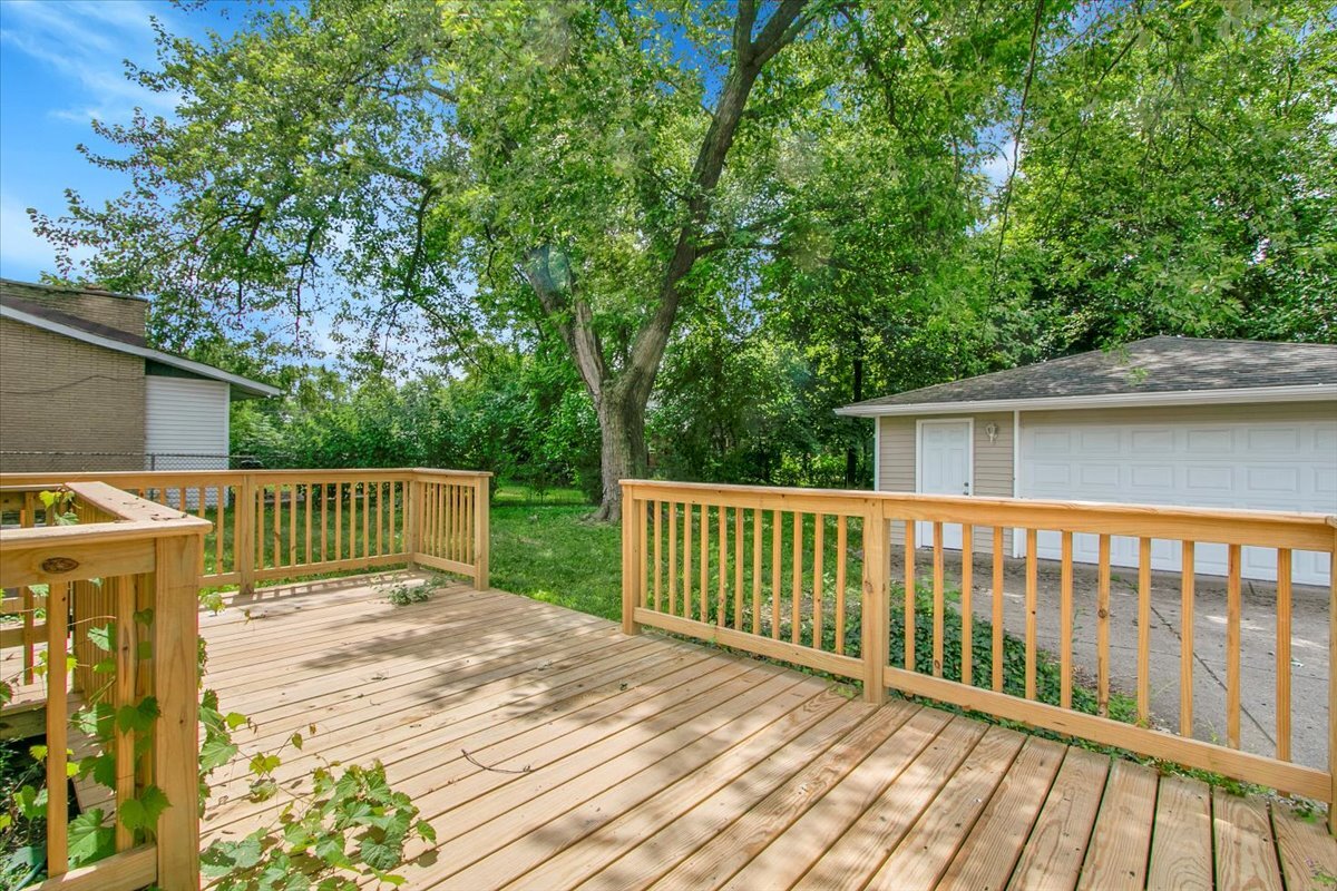 1225 King Drive, South Holland, IL 60473
