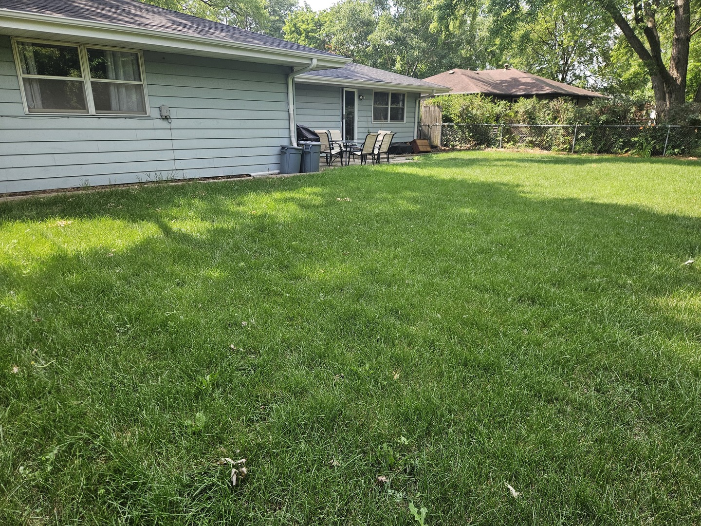 811 N Glenwood Place, Aurora, IL 60506