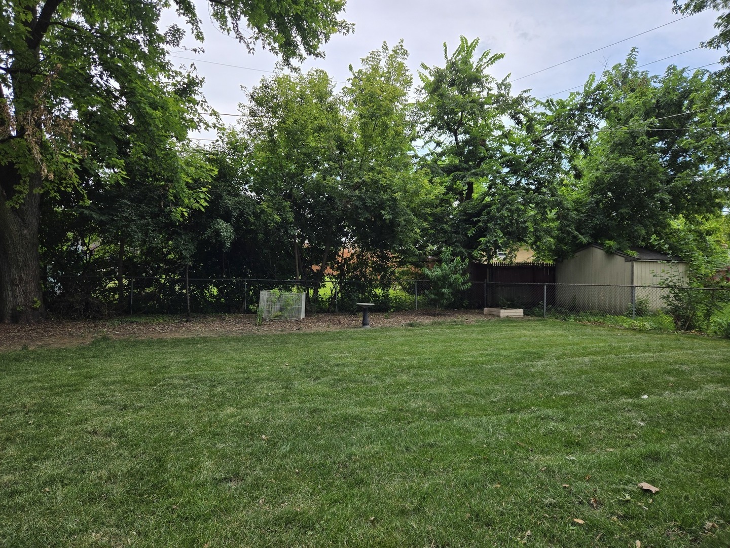 811 N Glenwood Place, Aurora, IL 60506