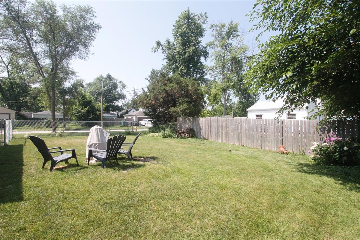 502 N Craig Place, Lombard, IL 60148