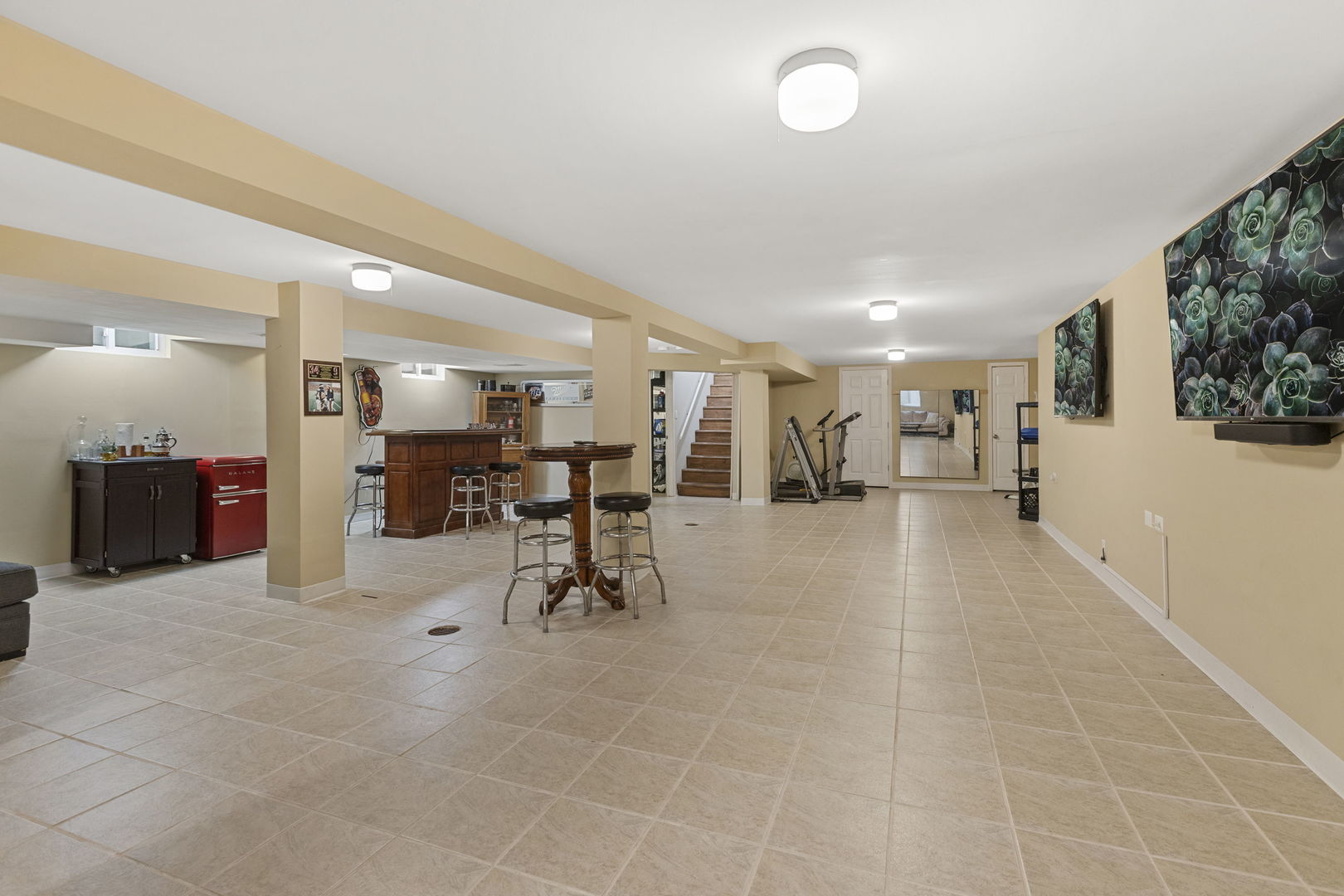 203 Coldren Drive, Prospect Heights, IL 60070
