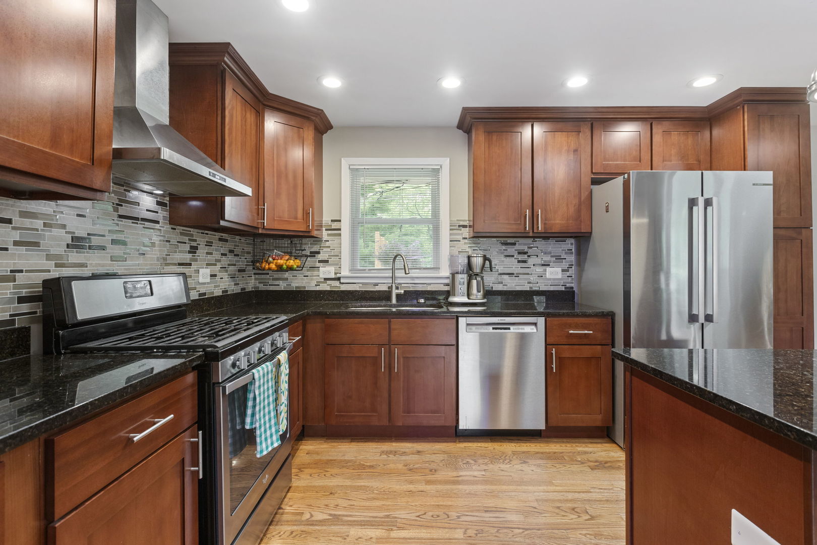 203 Coldren Drive, Prospect Heights, IL 60070