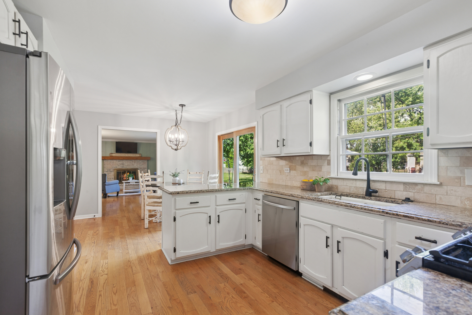 943 Orchard Court, Batavia, IL 60510