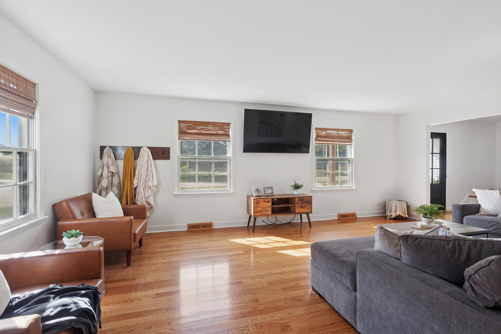 943 Orchard Court, Batavia, IL 60510