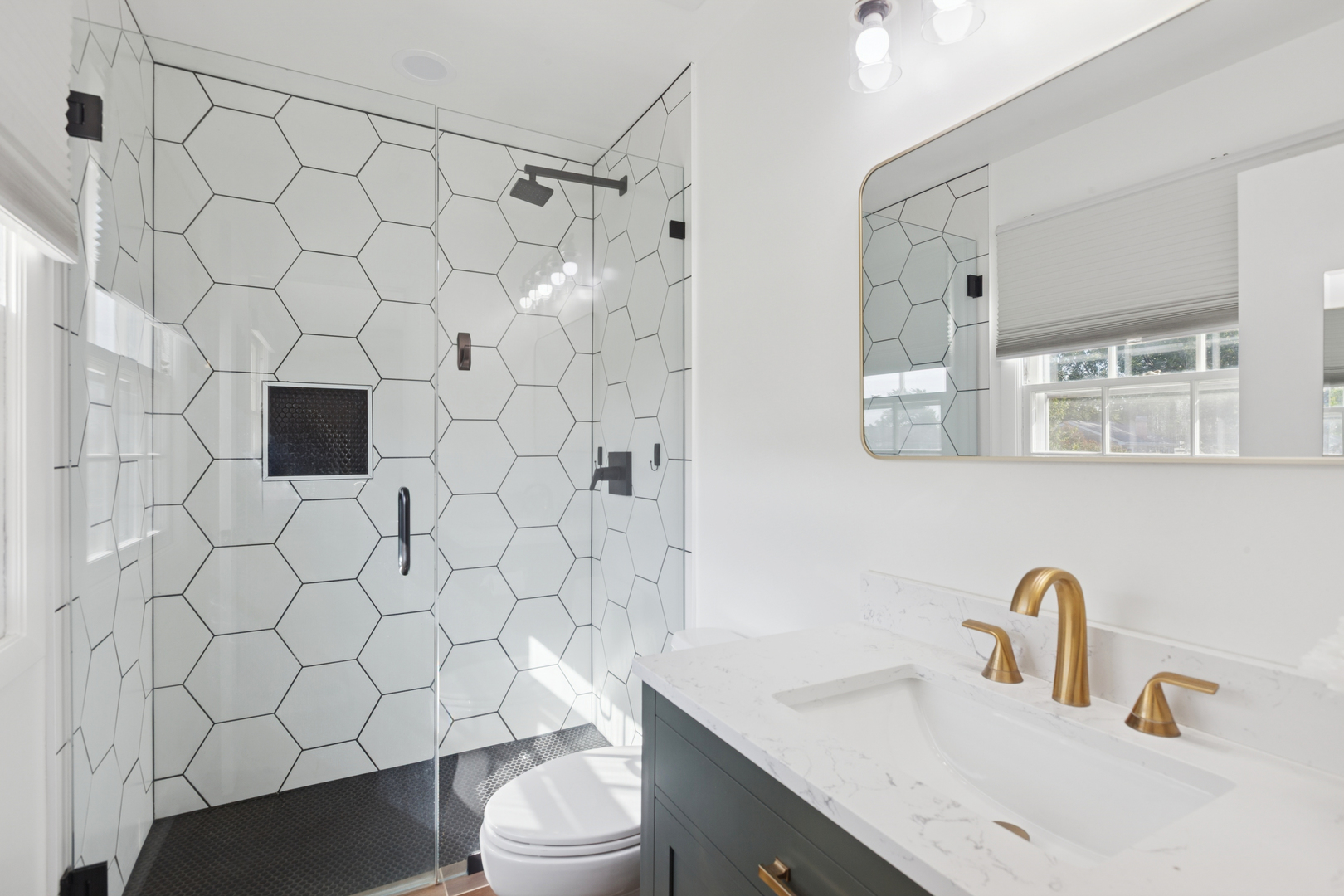 943 Orchard Court, Batavia, IL 60510