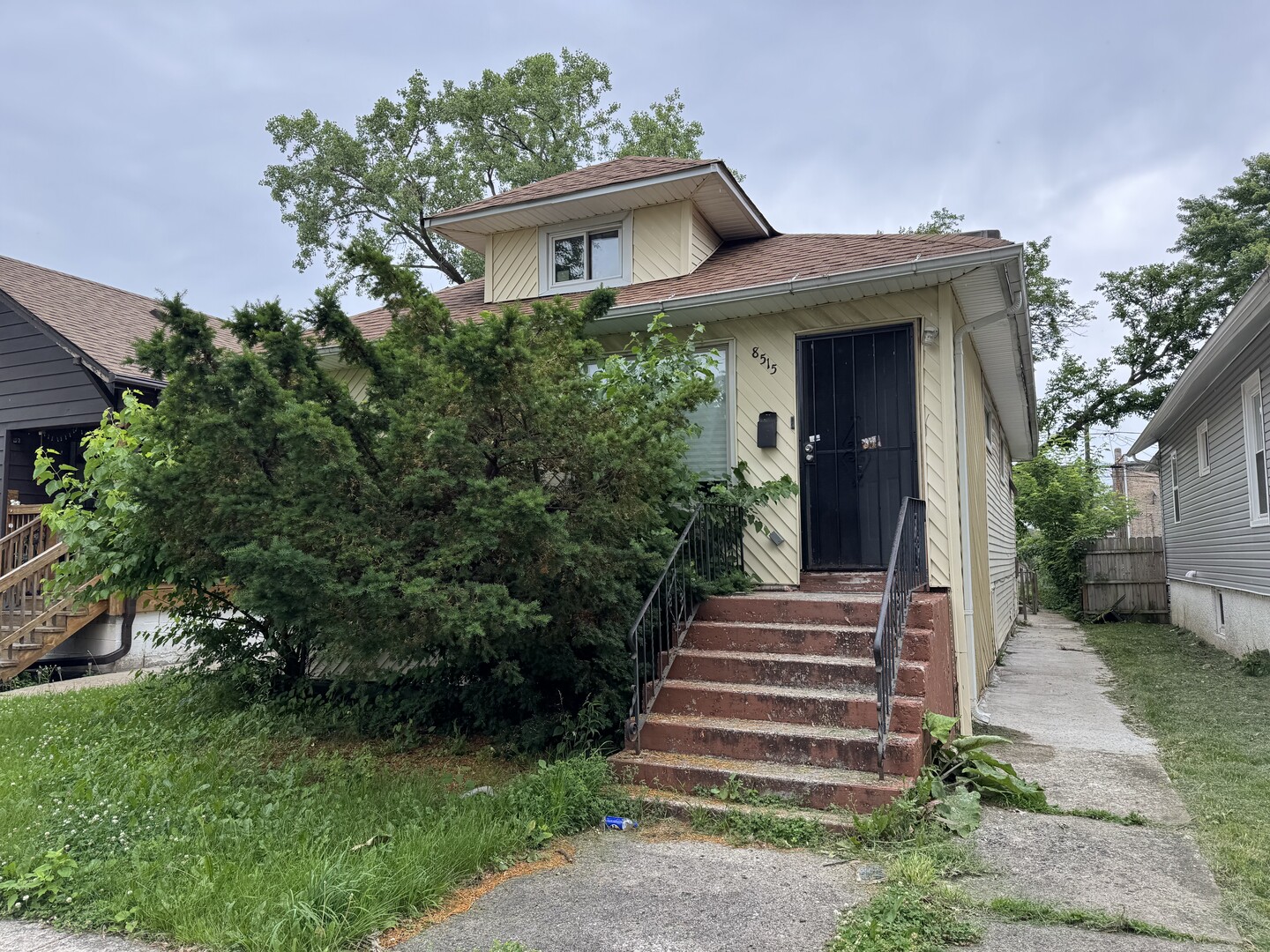 8515 S Aberdeen Street, Chicago, IL 60620