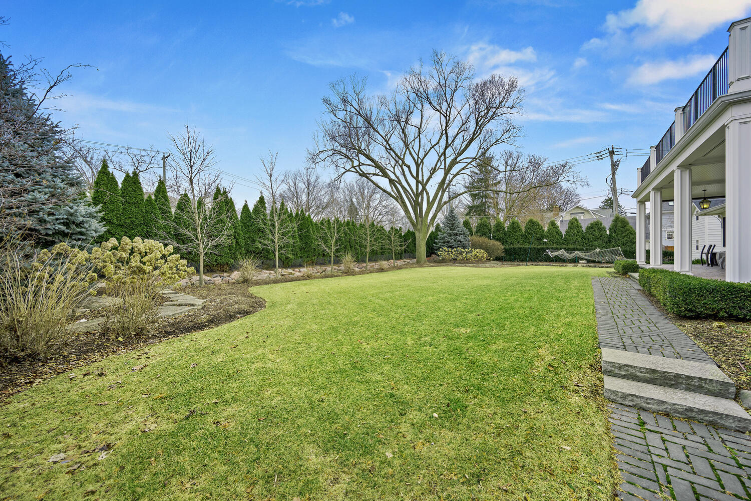 500 S Edgewood Avenue, La Grange, IL 60525