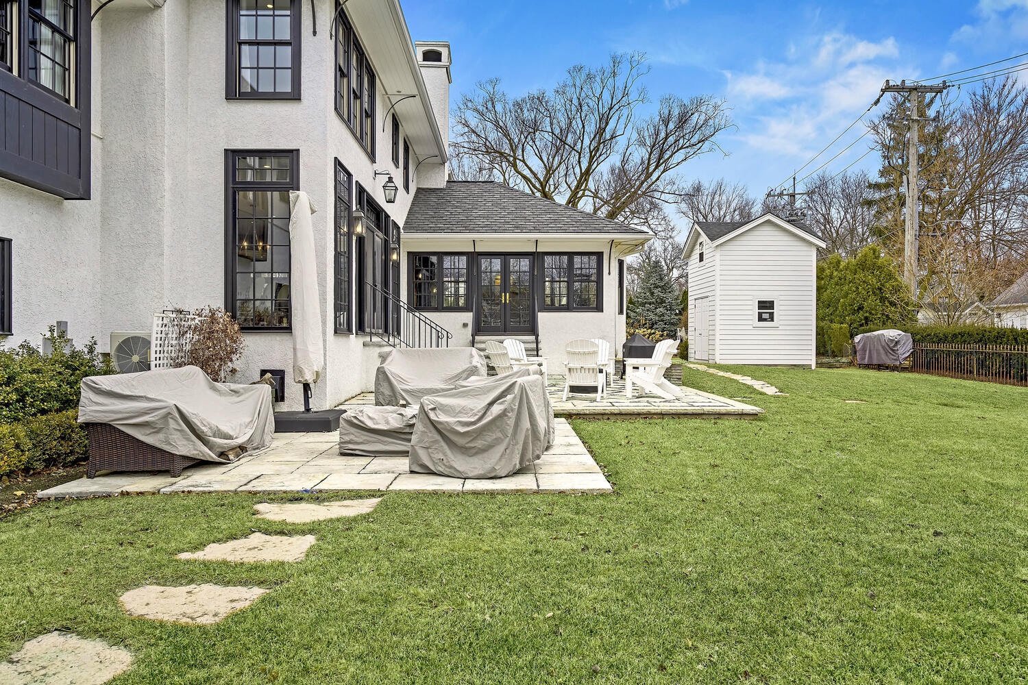 500 S Edgewood Avenue, La Grange, IL 60525