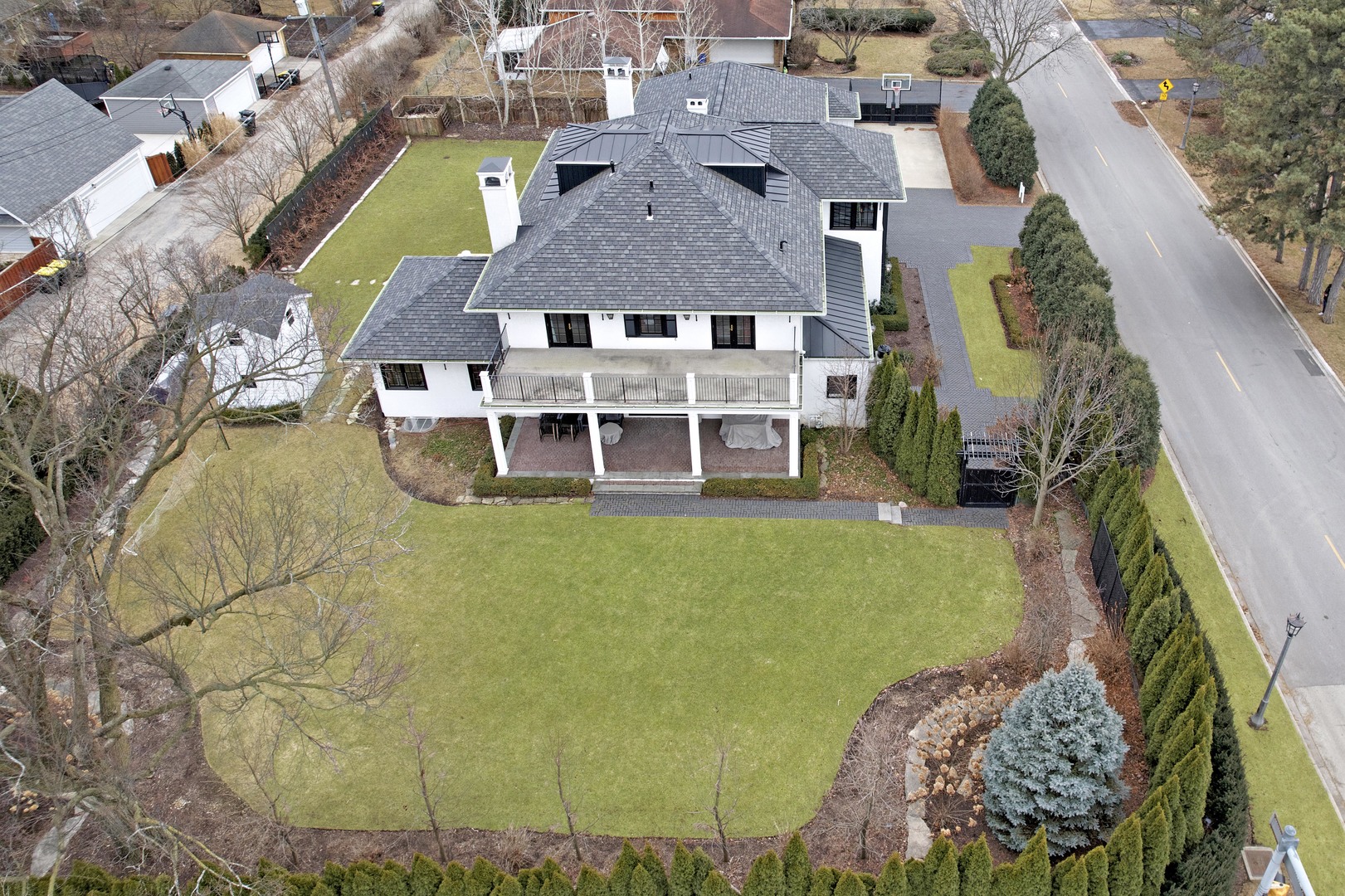 500 S Edgewood Avenue, La Grange, IL 60525