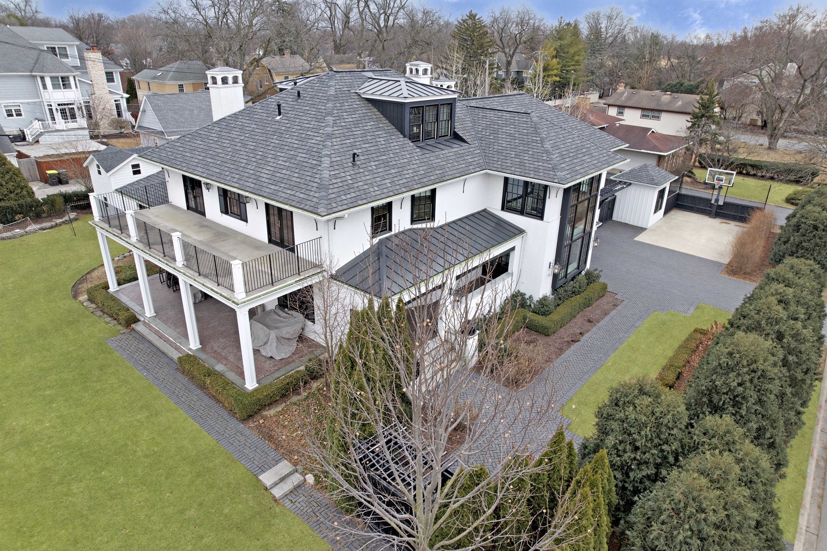 500 S Edgewood Avenue, La Grange, IL 60525