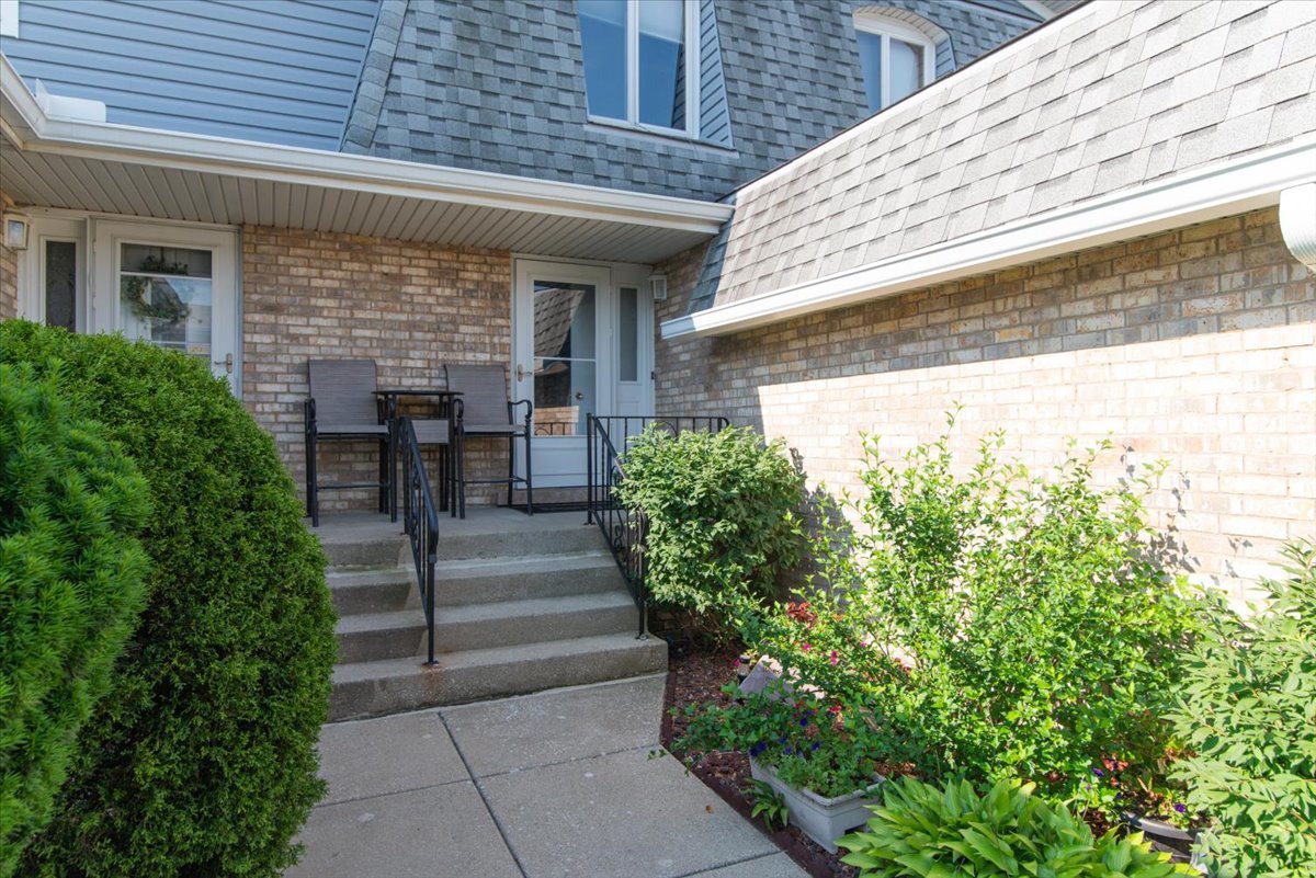 15957 78th Avenue, Tinley Park, IL 60477