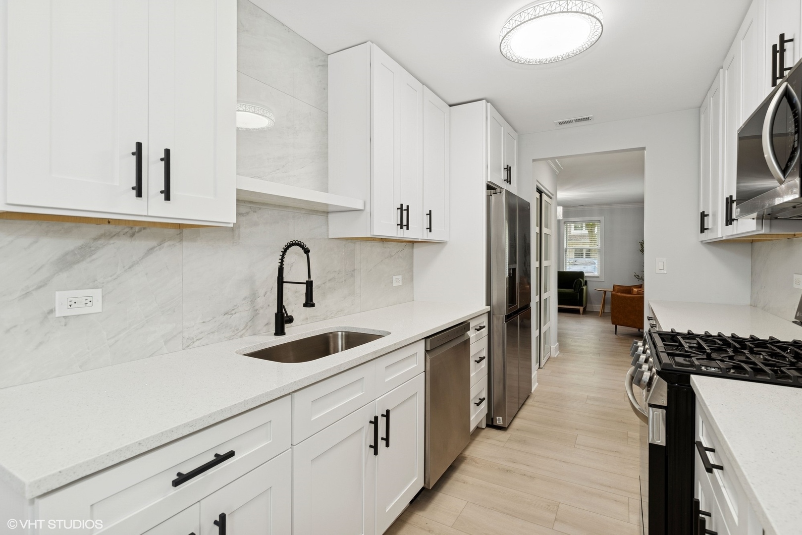 1220 E Rockwell Street, Arlington Heights, IL 60005