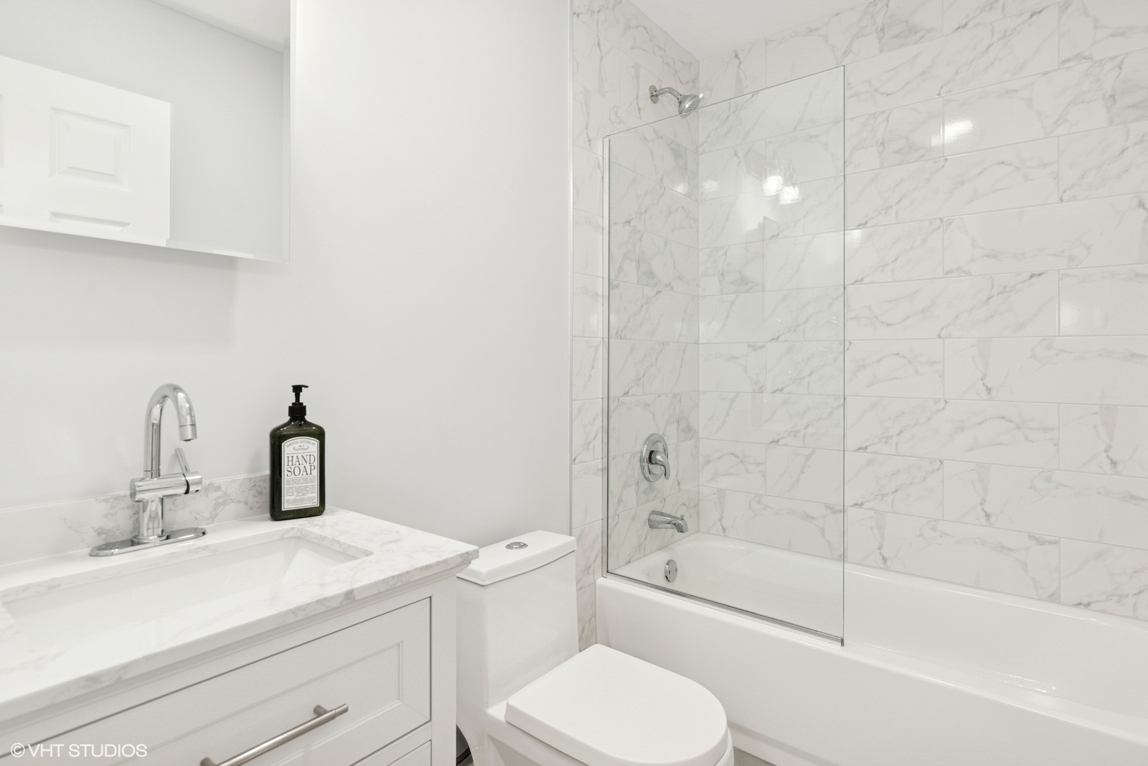 1220 E Rockwell Street, Arlington Heights, IL 60005