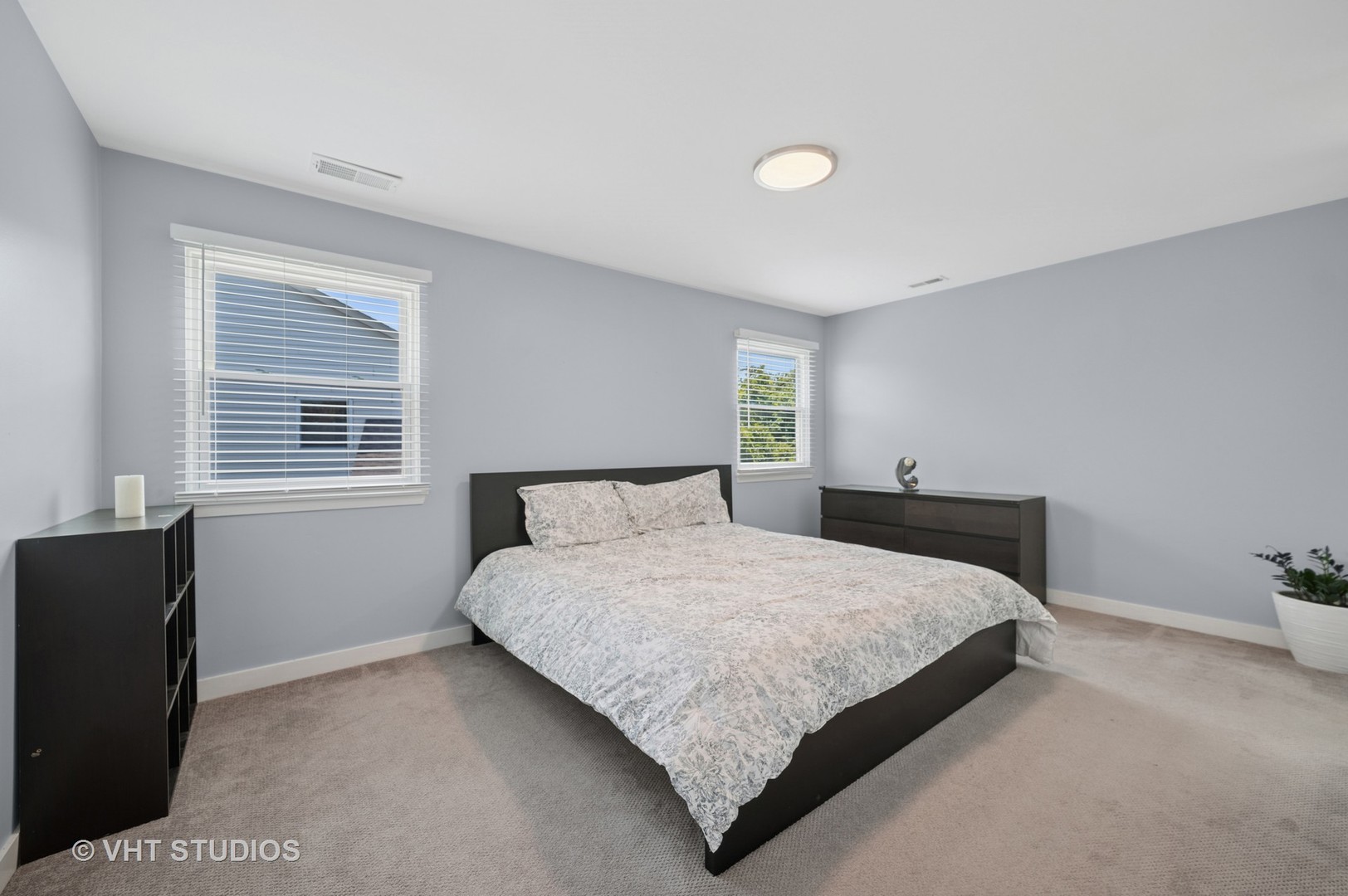209 Dublin Lane #Z2, Schaumburg, IL 60194