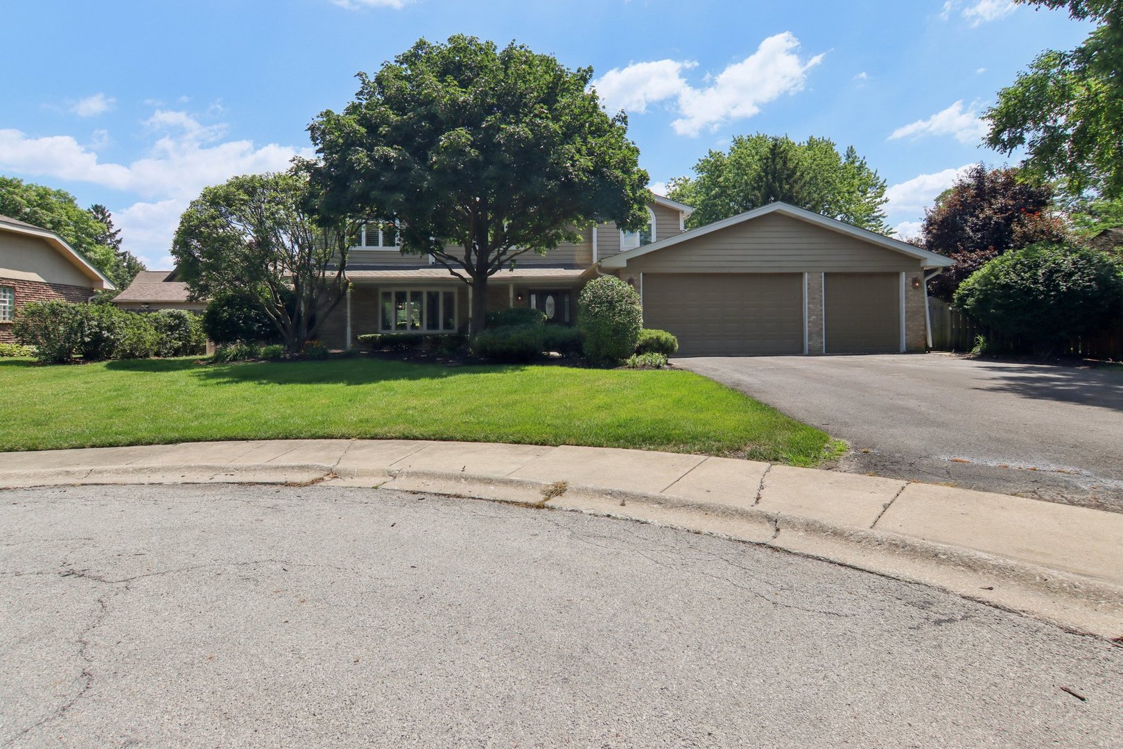 10215 S 87th Court, Palos Hills, IL 60465
