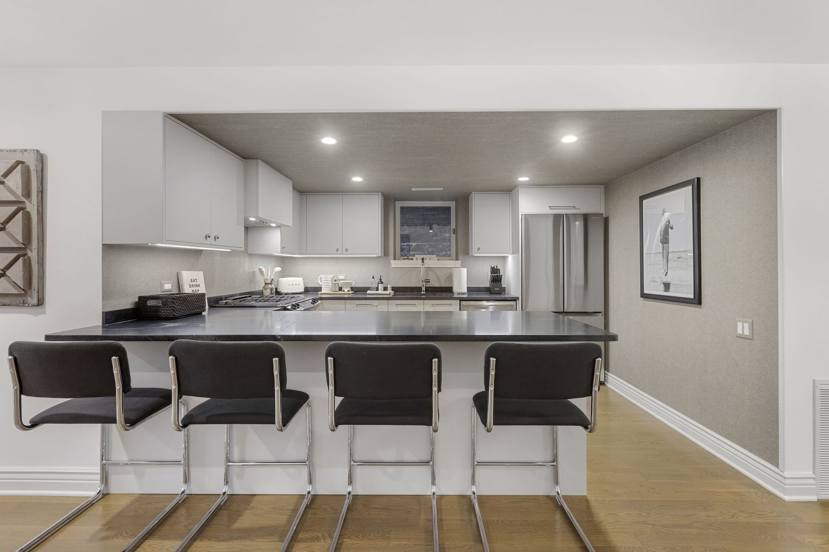 2038 N Seminary Avenue #G, Chicago, IL 60614