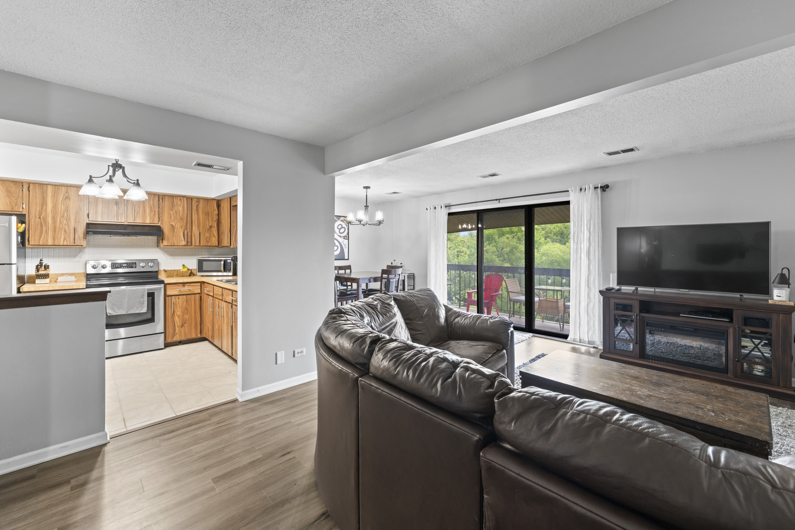 15141 Quail Hollow Drive #106, Orland Park, IL 60462