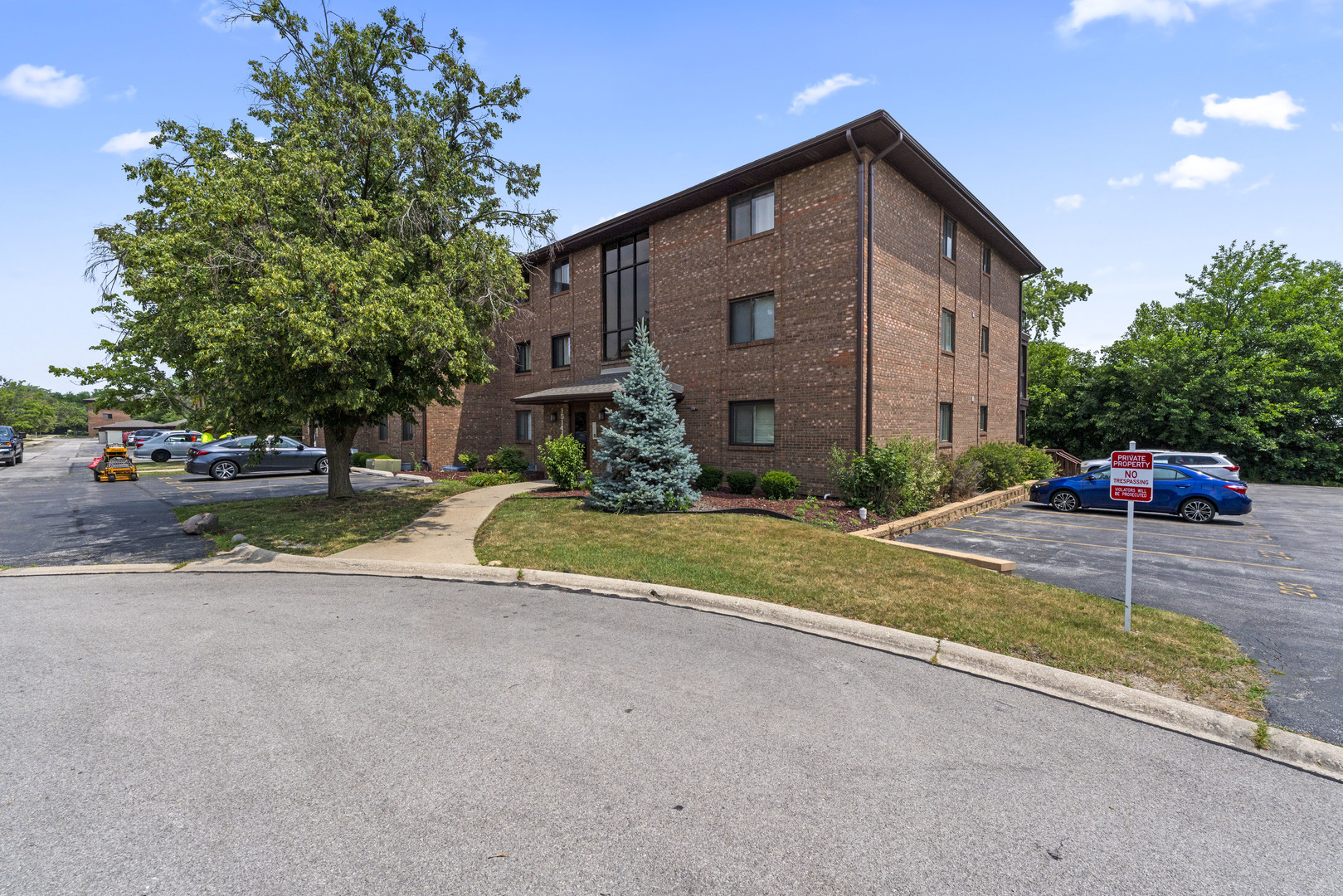 15141 Quail Hollow Drive #106, Orland Park, IL 60462