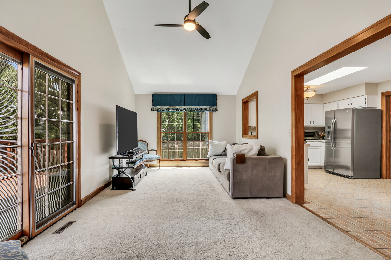 1925 Oaktree Trail, Lake Villa, IL 60046