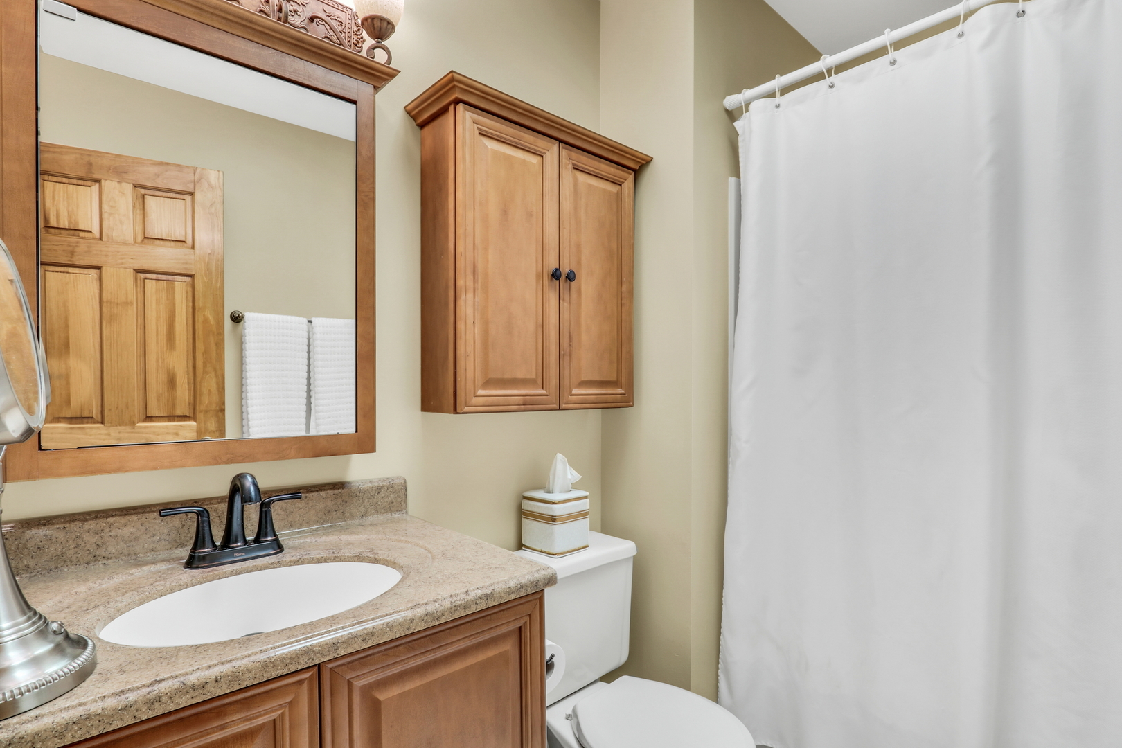 1925 Oaktree Trail, Lake Villa, IL 60046