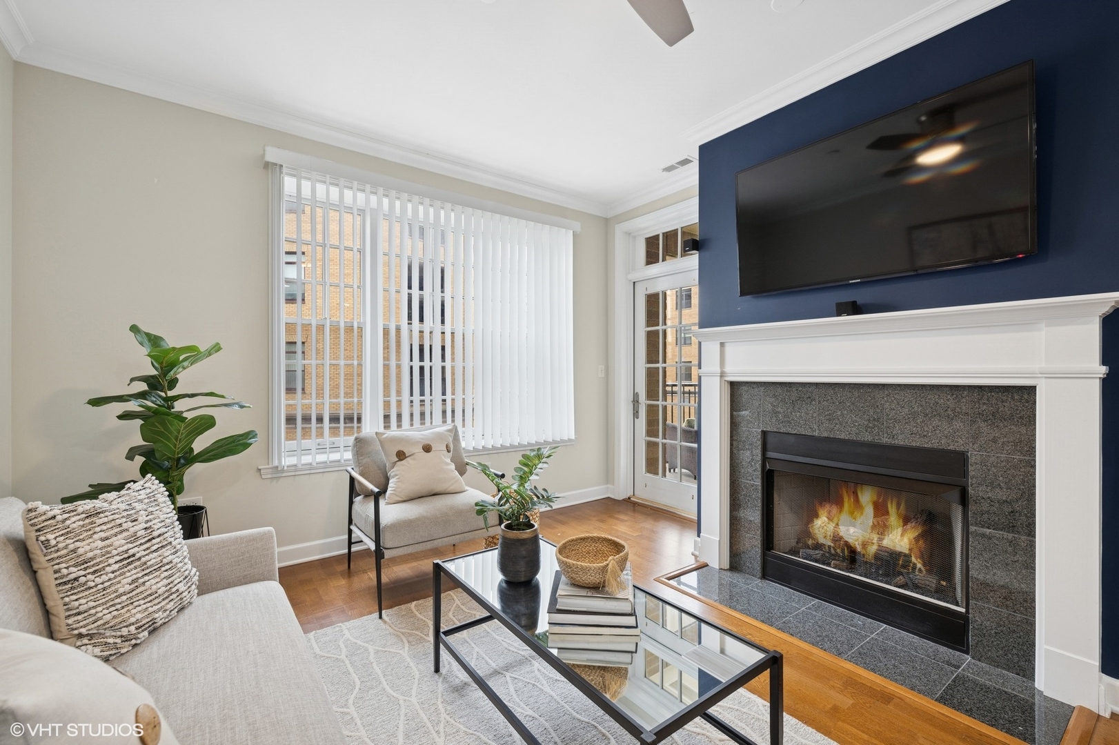 50 N Plum Grove Road #202E, Palatine, IL 60067