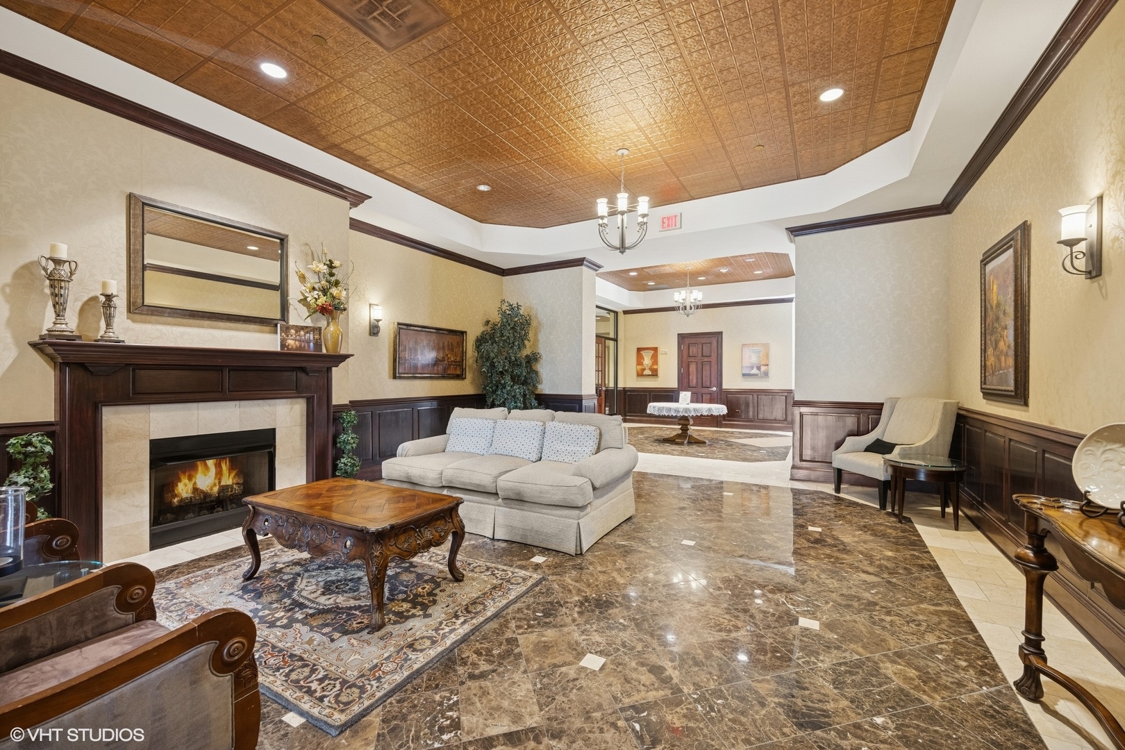 50 N Plum Grove Road #202E, Palatine, IL 60067