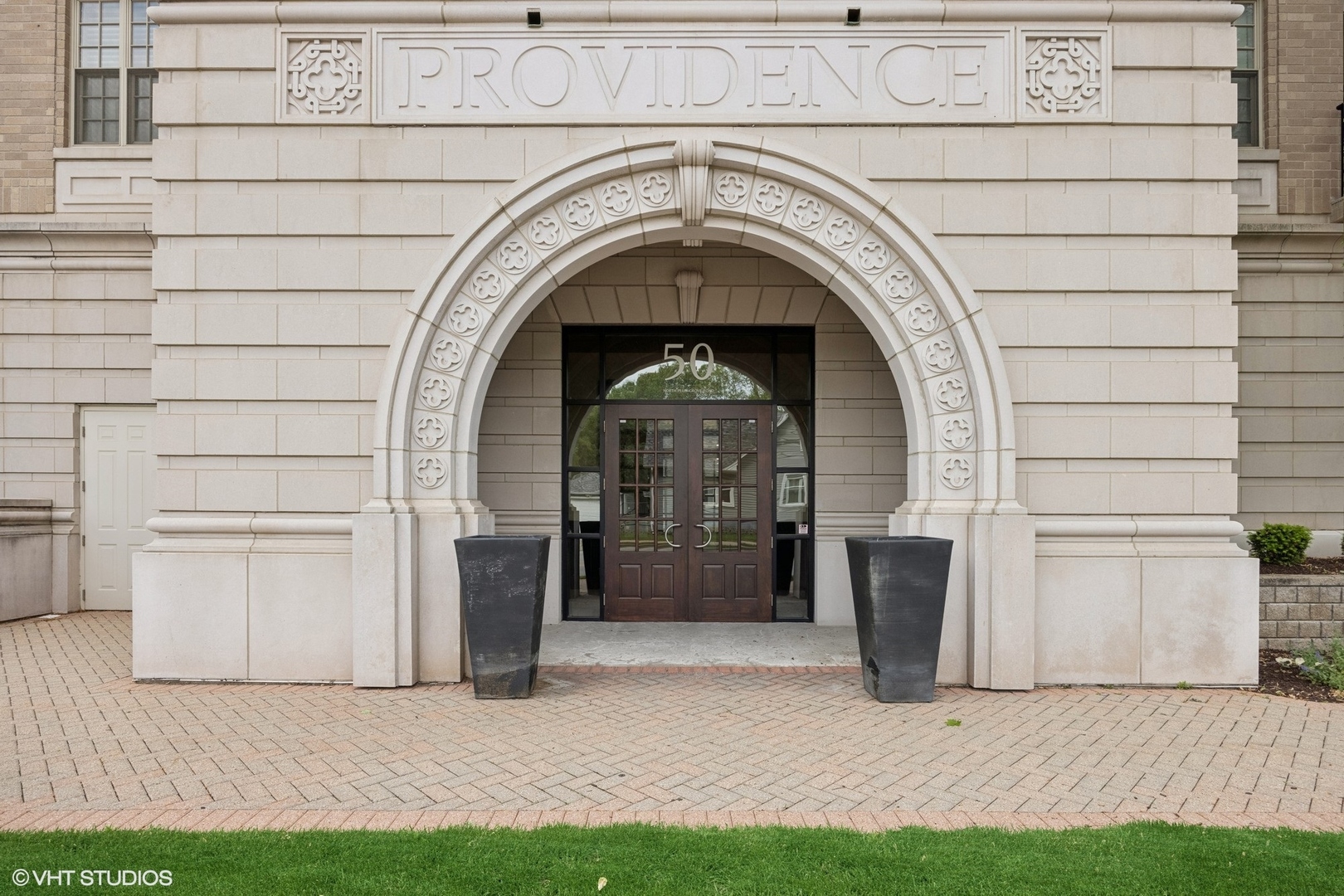 50 N Plum Grove Road #202E, Palatine, IL 60067