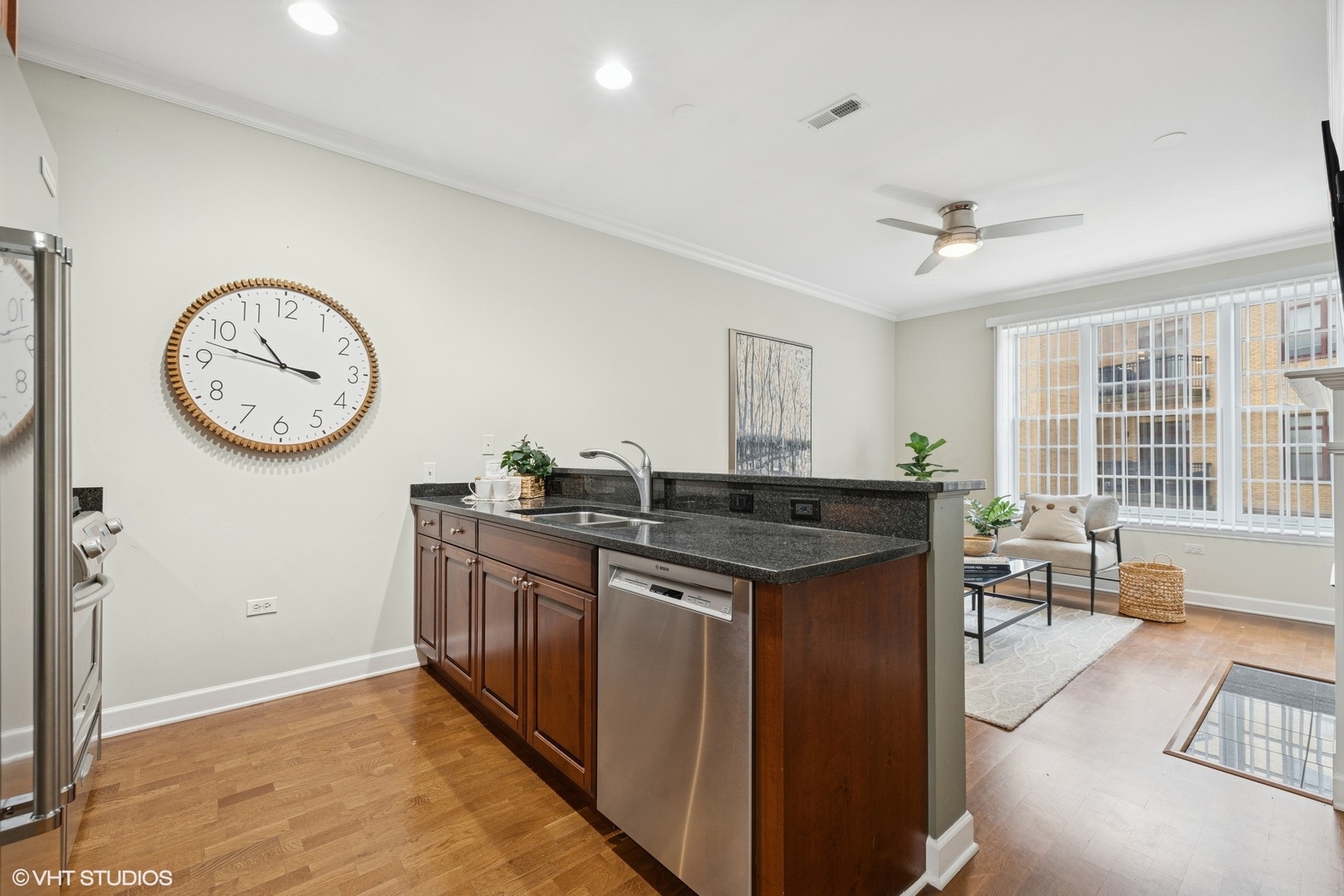 50 N Plum Grove Road #202E, Palatine, IL 60067