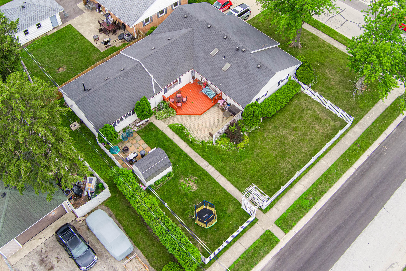 743 Geneva Avenue, Romeoville, IL 60446