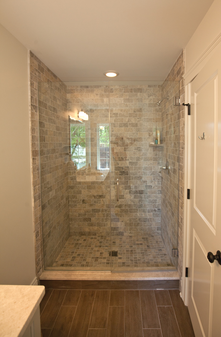 20 S Ewing Street, Naperville, IL 60540
