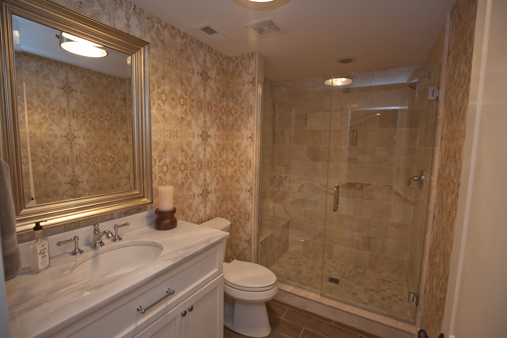 20 S Ewing Street, Naperville, IL 60540
