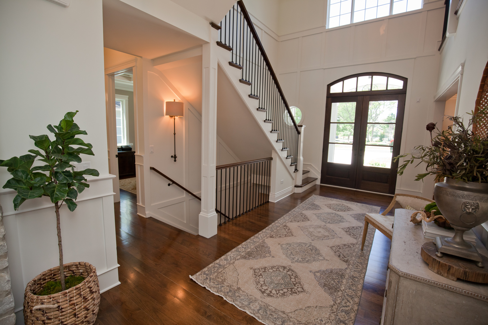 20 S Ewing Street, Naperville, IL 60540