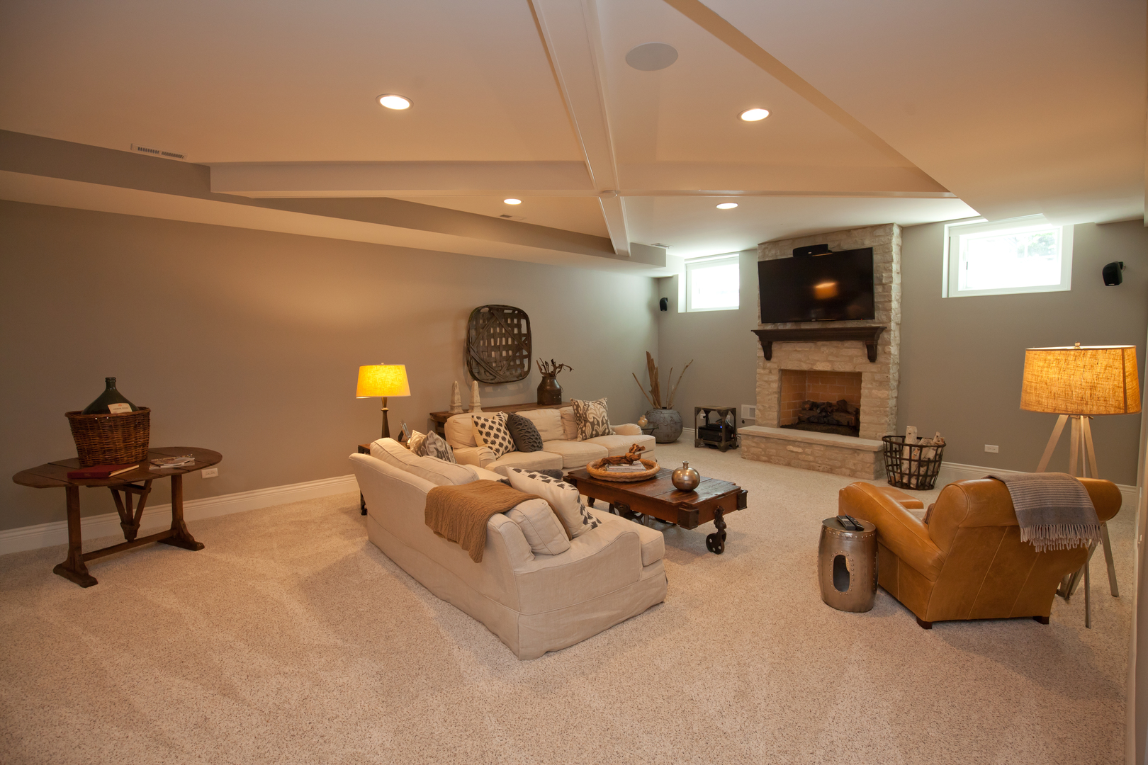 20 S Ewing Street, Naperville, IL 60540