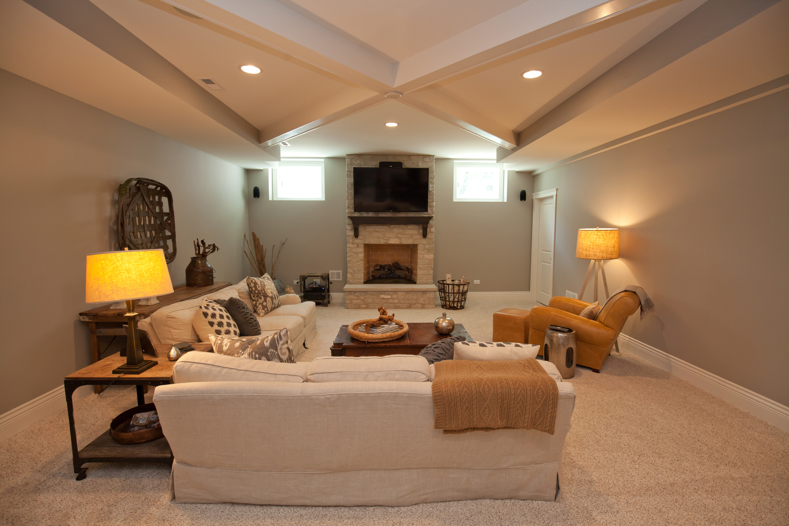 20 S Ewing Street, Naperville, IL 60540