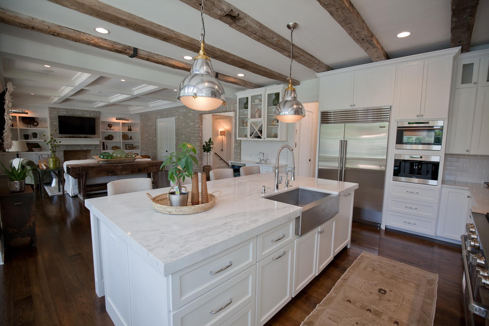 20 S Ewing Street, Naperville, IL 60540