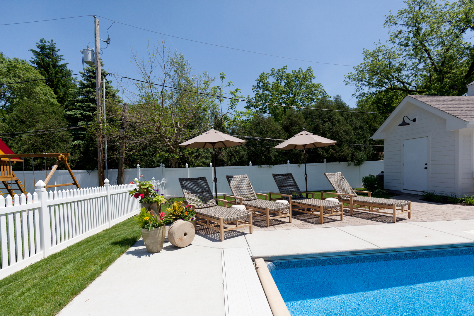20 S Ewing Street, Naperville, IL 60540