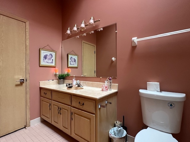 9081 Del Prado Drive, Palos Hills, IL 60465