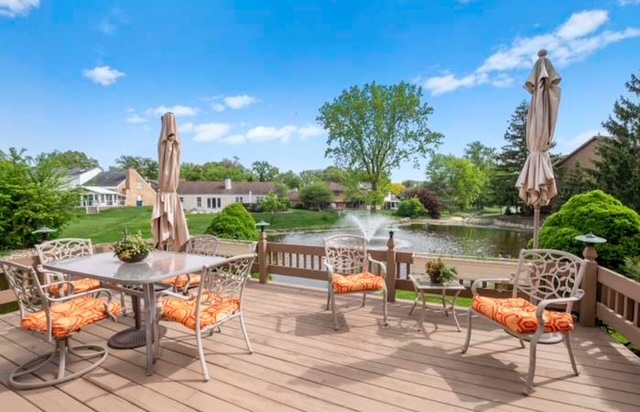 9081 Del Prado Drive, Palos Hills, IL 60465