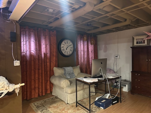 9081 Del Prado Drive, Palos Hills, IL 60465