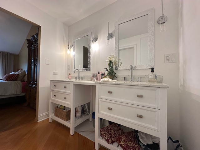 9081 Del Prado Drive, Palos Hills, IL 60465