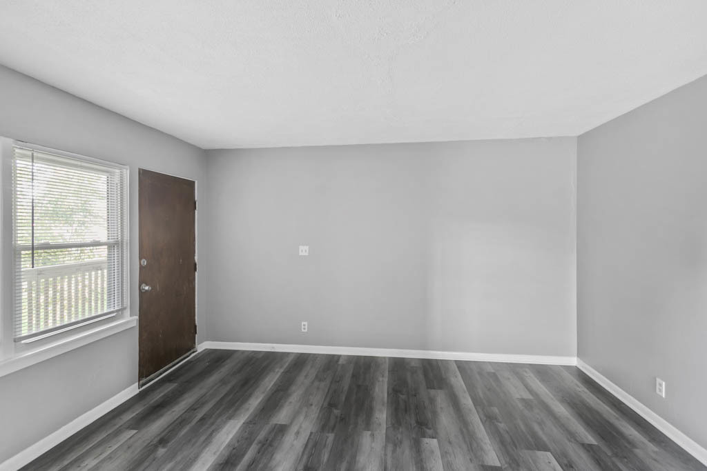 991 Tollview Avenue #9, Aurora, IL 60505