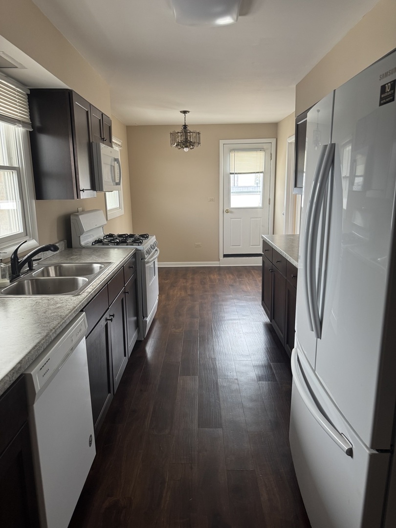 17 E Park Street #1, Mundelein, IL 60060