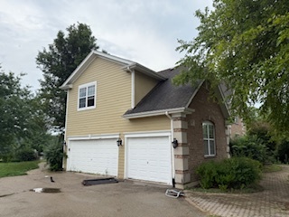 513 Pond Gate Drive, Barrington, IL 60010