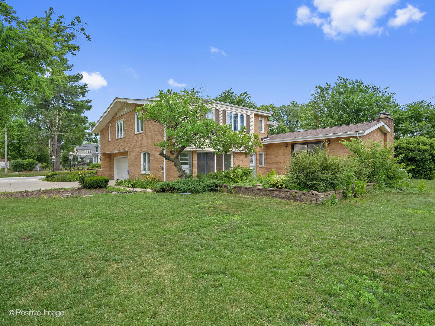 1106 E North Path, Wheaton, IL 60187