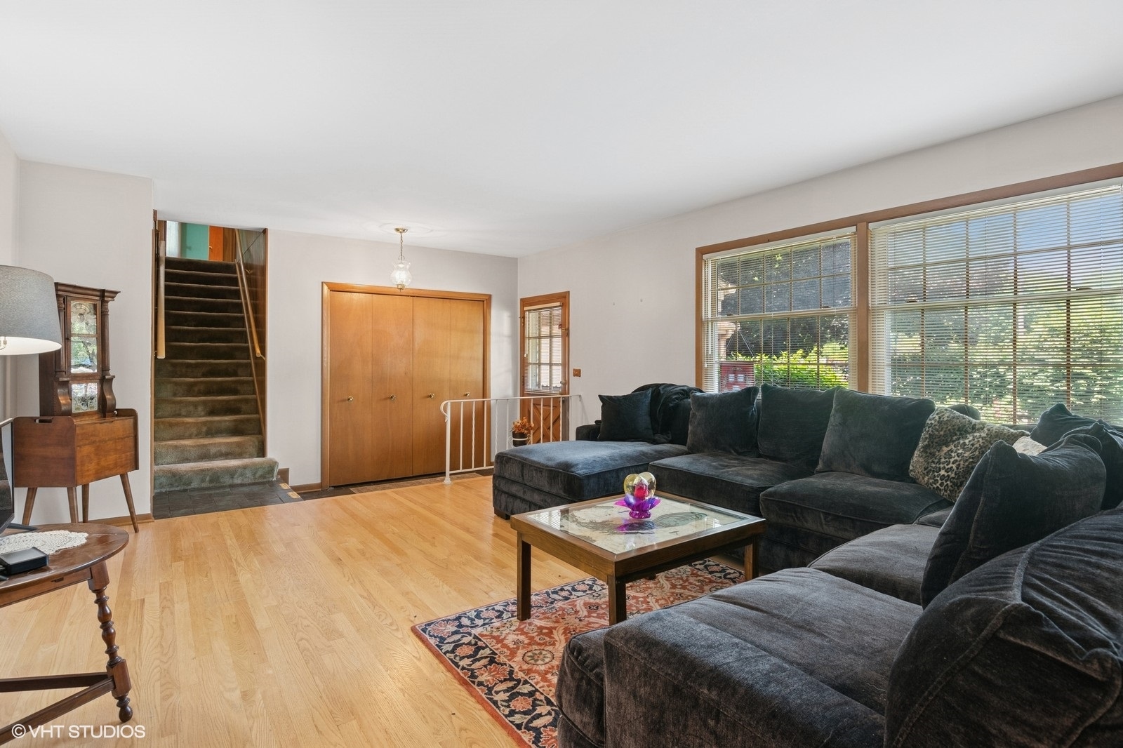 1615 E Miner Street, Arlington Heights, IL 60004