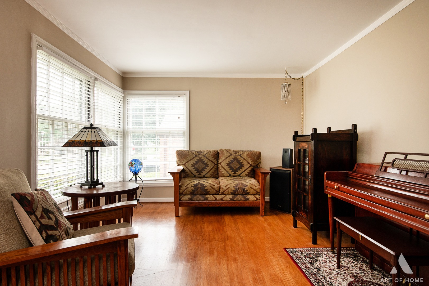 421 W Verret Street, Elmhurst, IL 60126