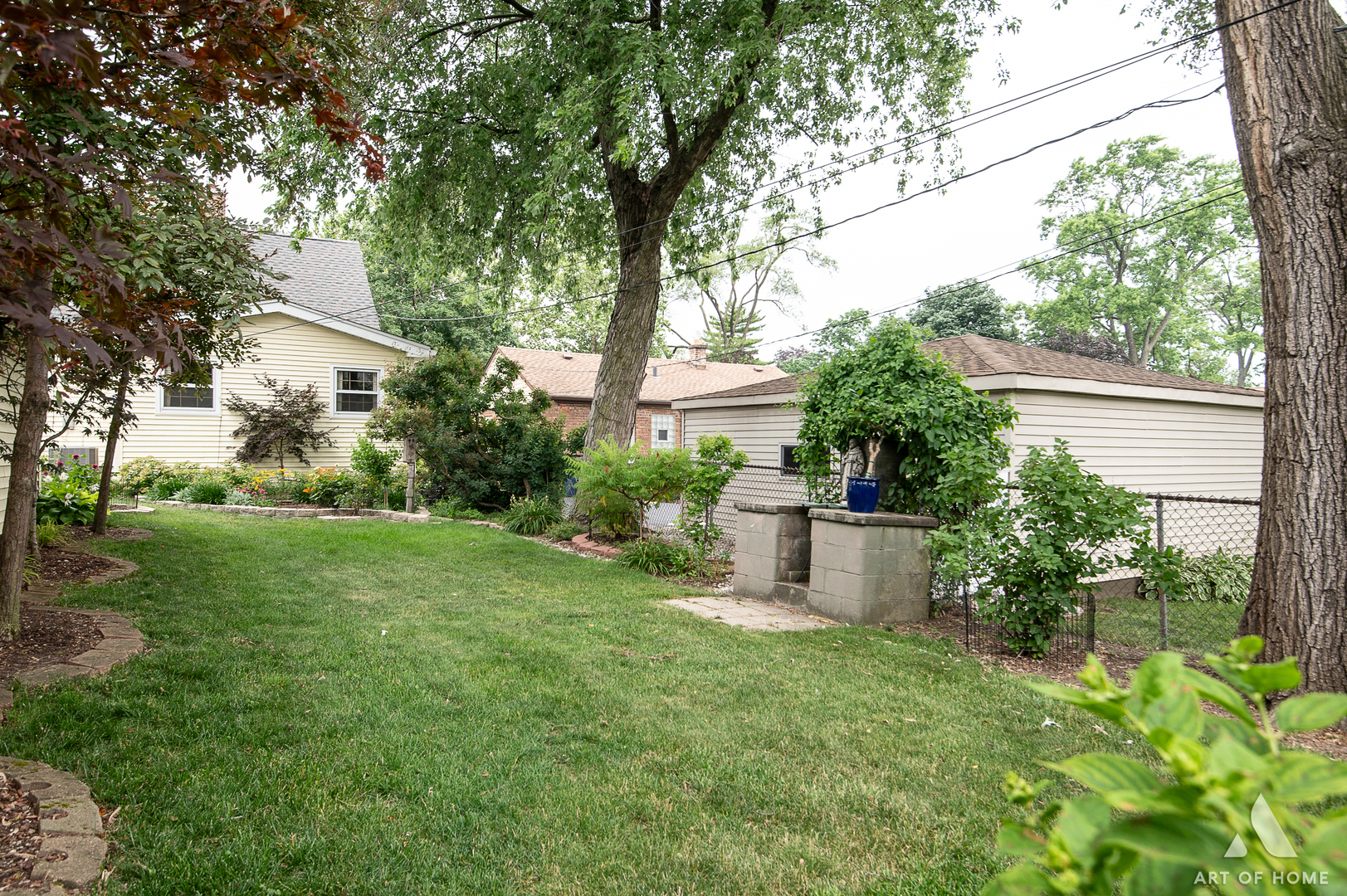 421 W Verret Street, Elmhurst, IL 60126