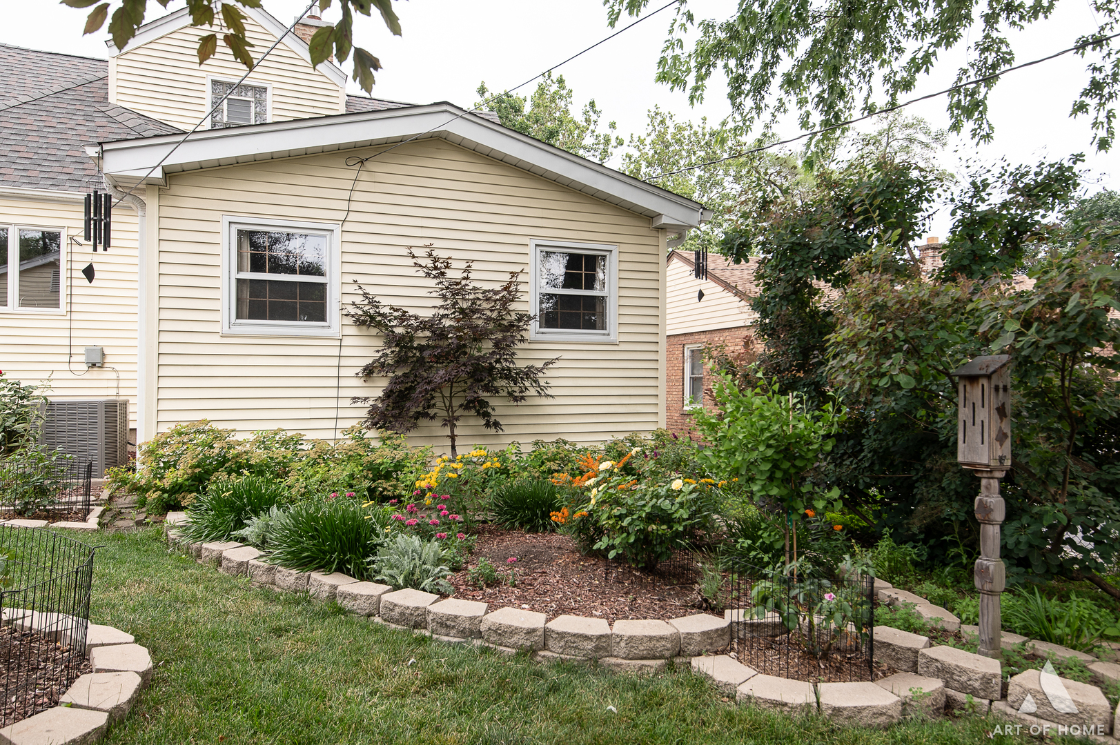 421 W Verret Street, Elmhurst, IL 60126