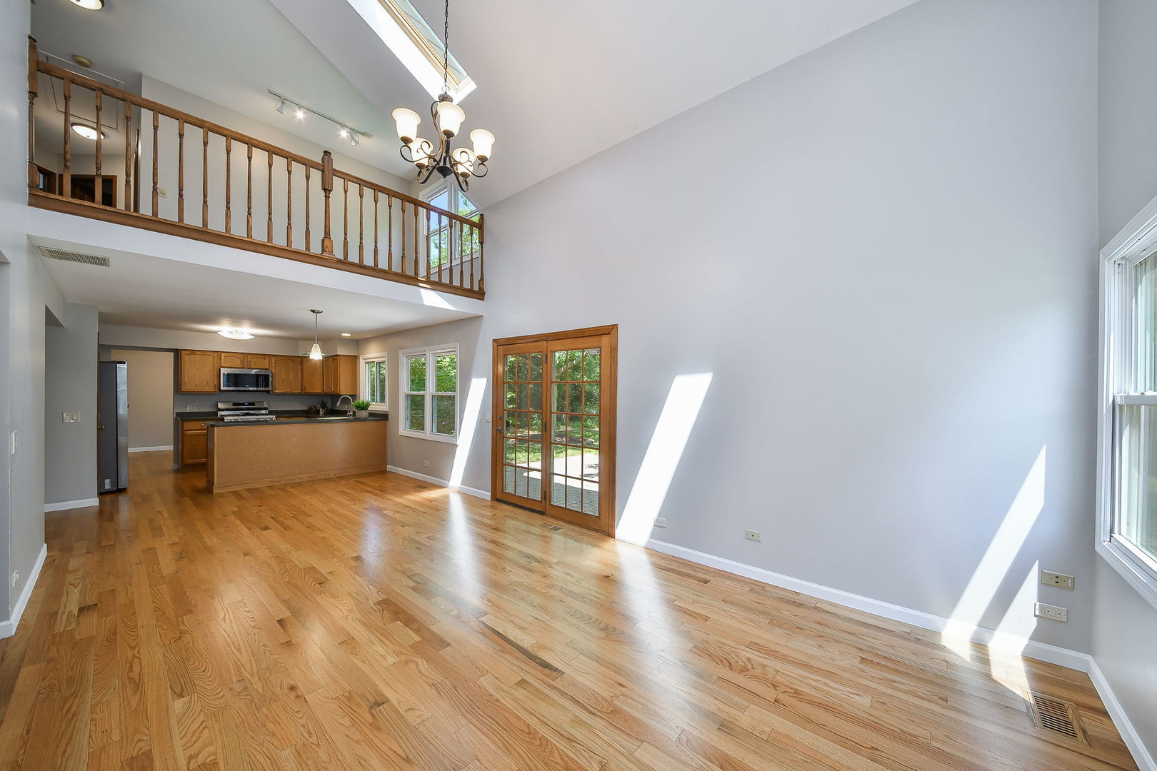 27W098 Walnut Drive, Winfield, IL 60190